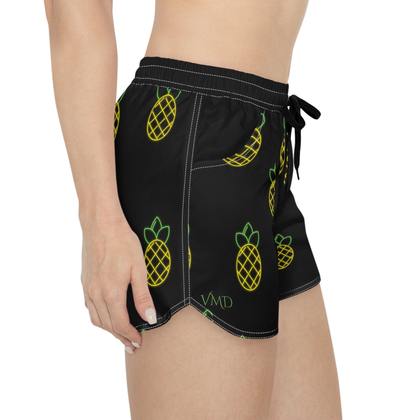 Women's Casual Shorts (AOP)/Neon Pineapples