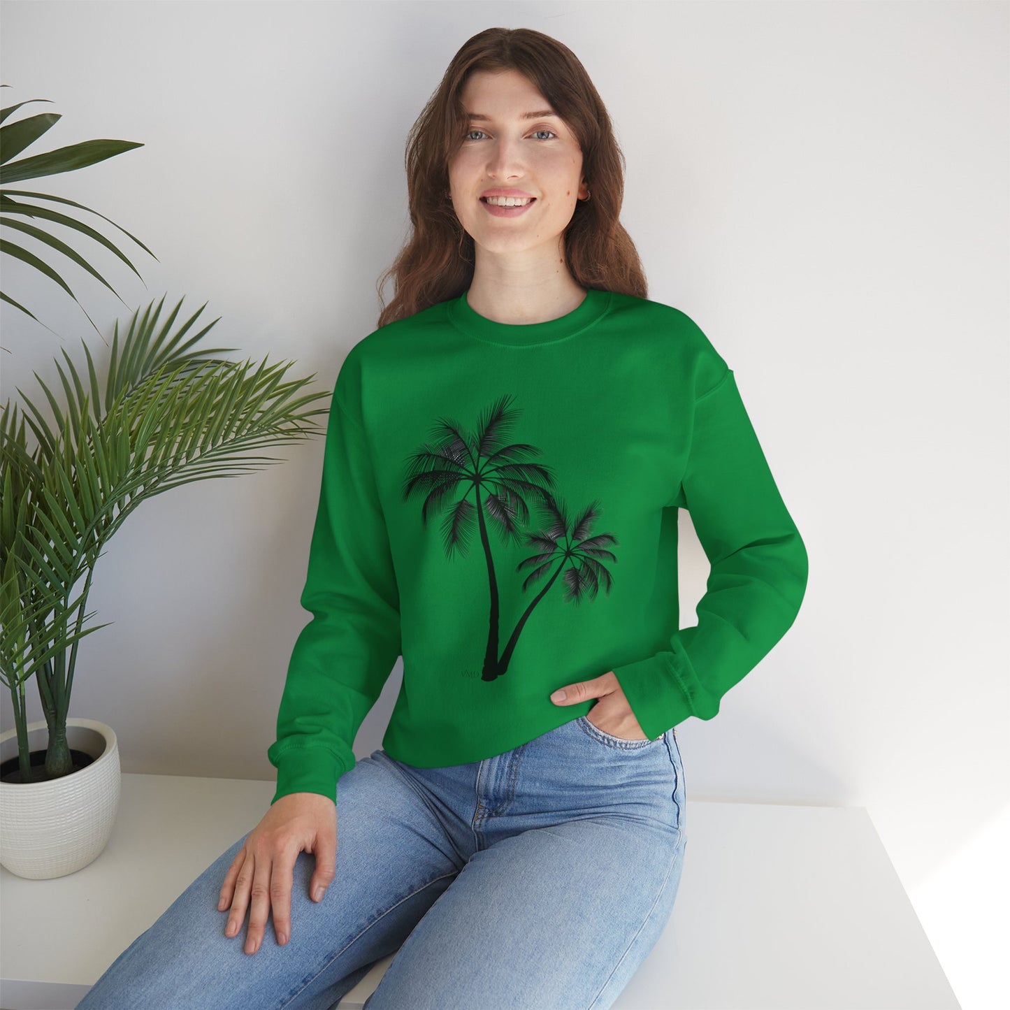 Womans Heavy Blend™ Crewneck Sweatshirt/2 Palm Trees/Black/White