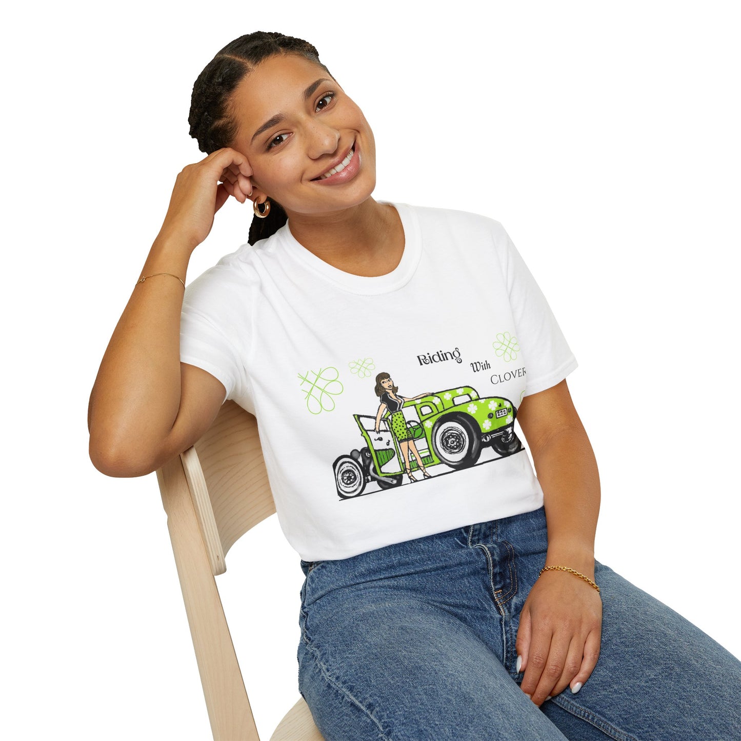 Unisex Softstyle T-Shirt/Riding with Clovers/brunnett