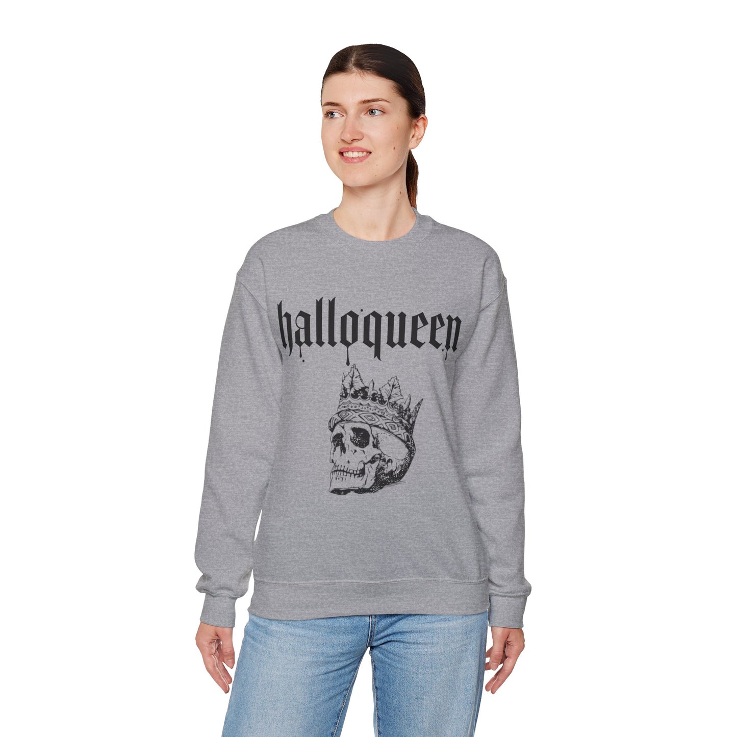 Womans Heavy Blend™ Crewneck Sweatshirt/Halloqueen/Skull