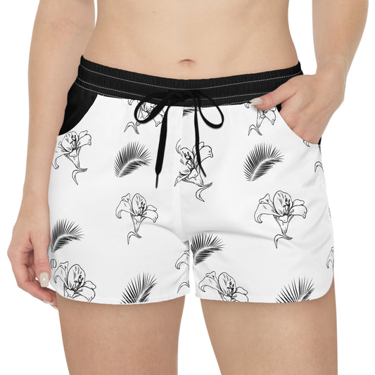 Women's Casual Shorts (AOP)/Lillys and Leafs/Black