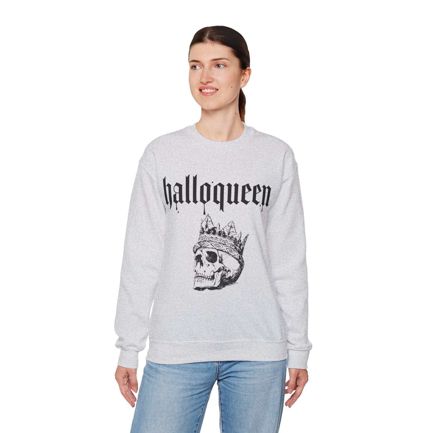 Womans Heavy Blend™ Crewneck Sweatshirt/Halloqueen/Skull