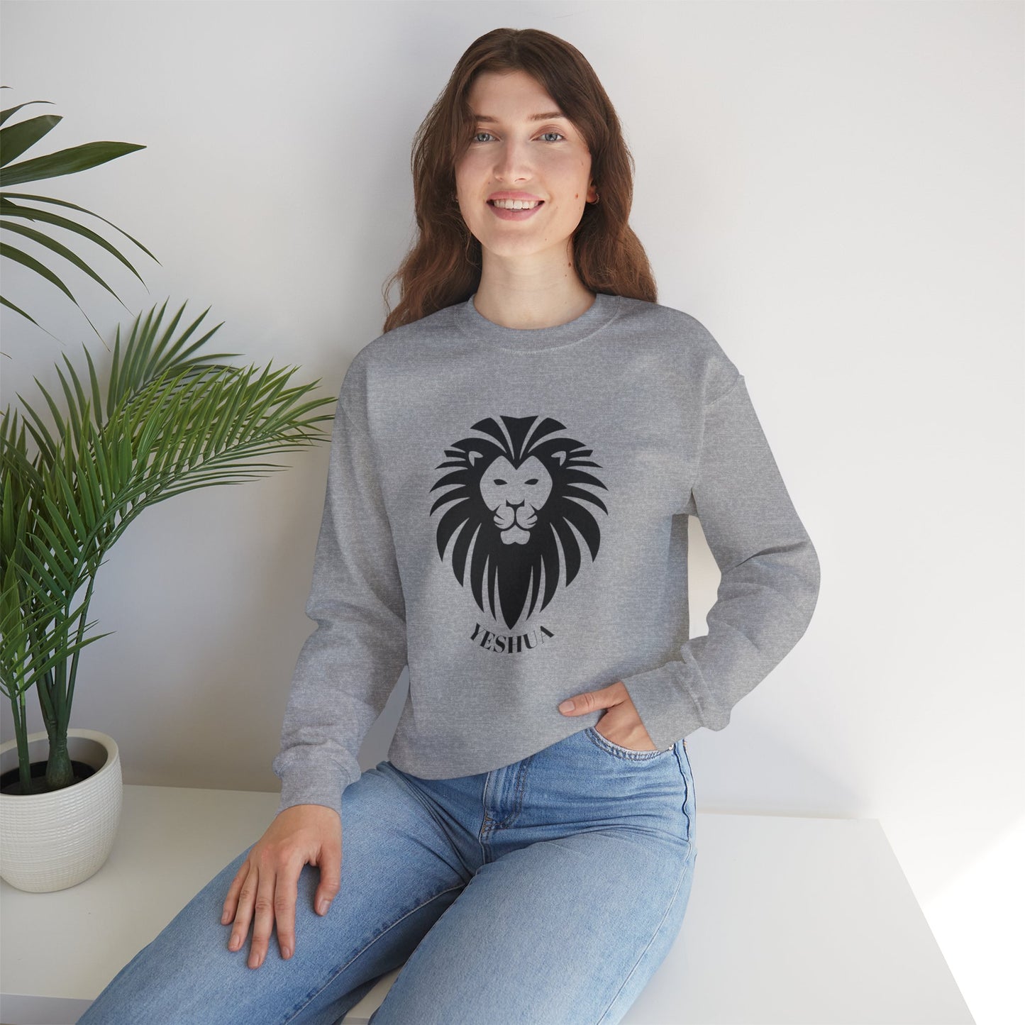 Unisex Heavy Blend™ Crewneck Sweatshirt/Yeshua Lion/Black